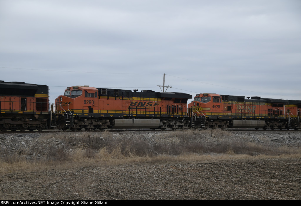 BNSF 8290